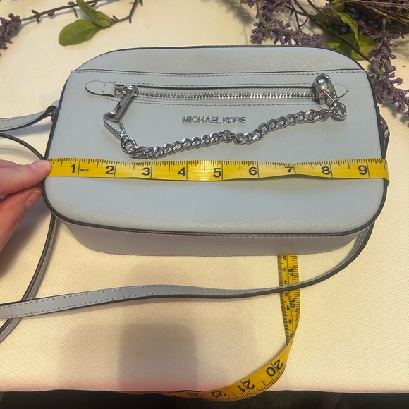 Michael Kors crossbody - Picture 4 of 8